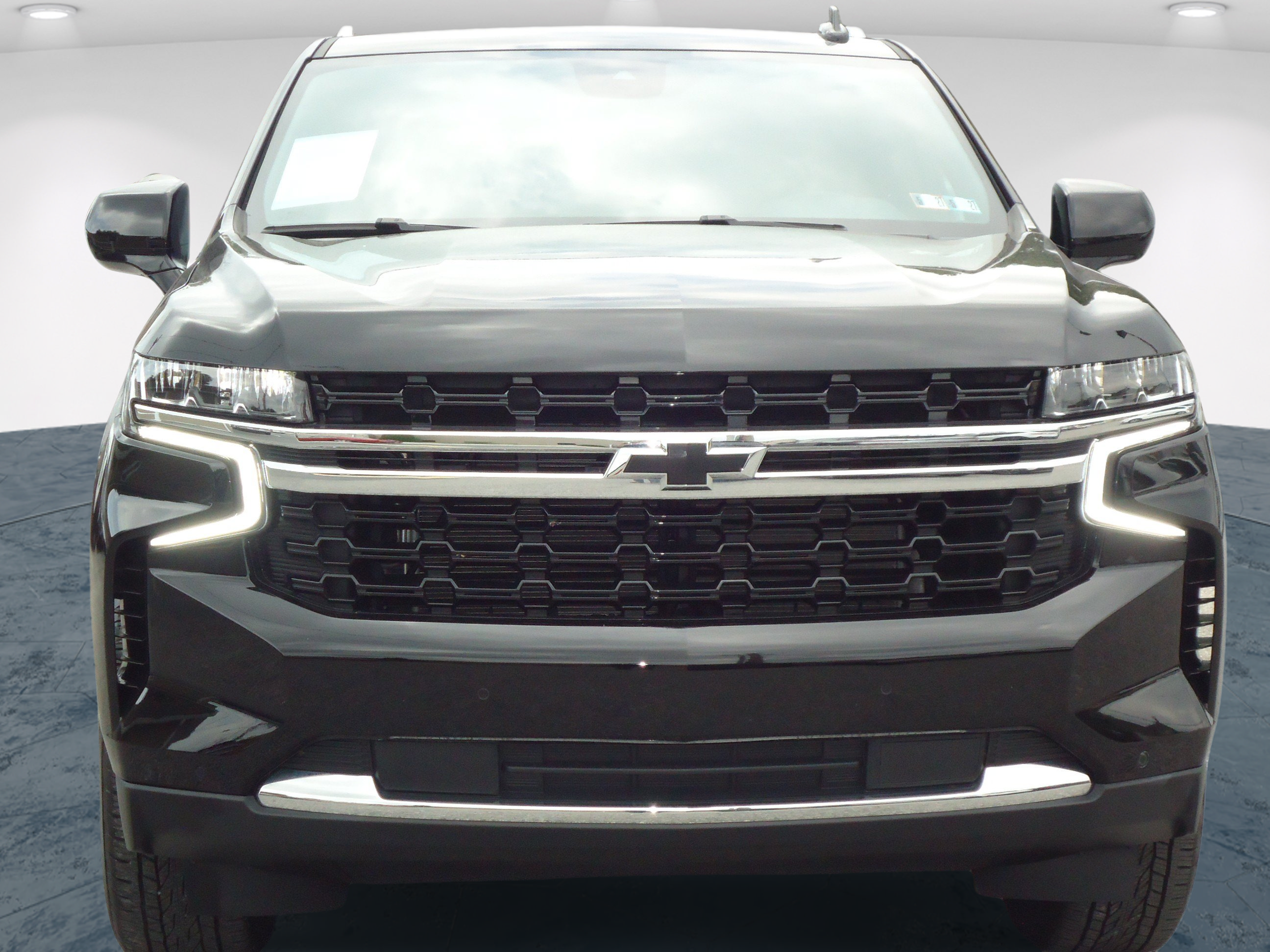 Used 2024 Chevrolet Tahoe LS w/ Driver Alert Package AWD/4WD image 8