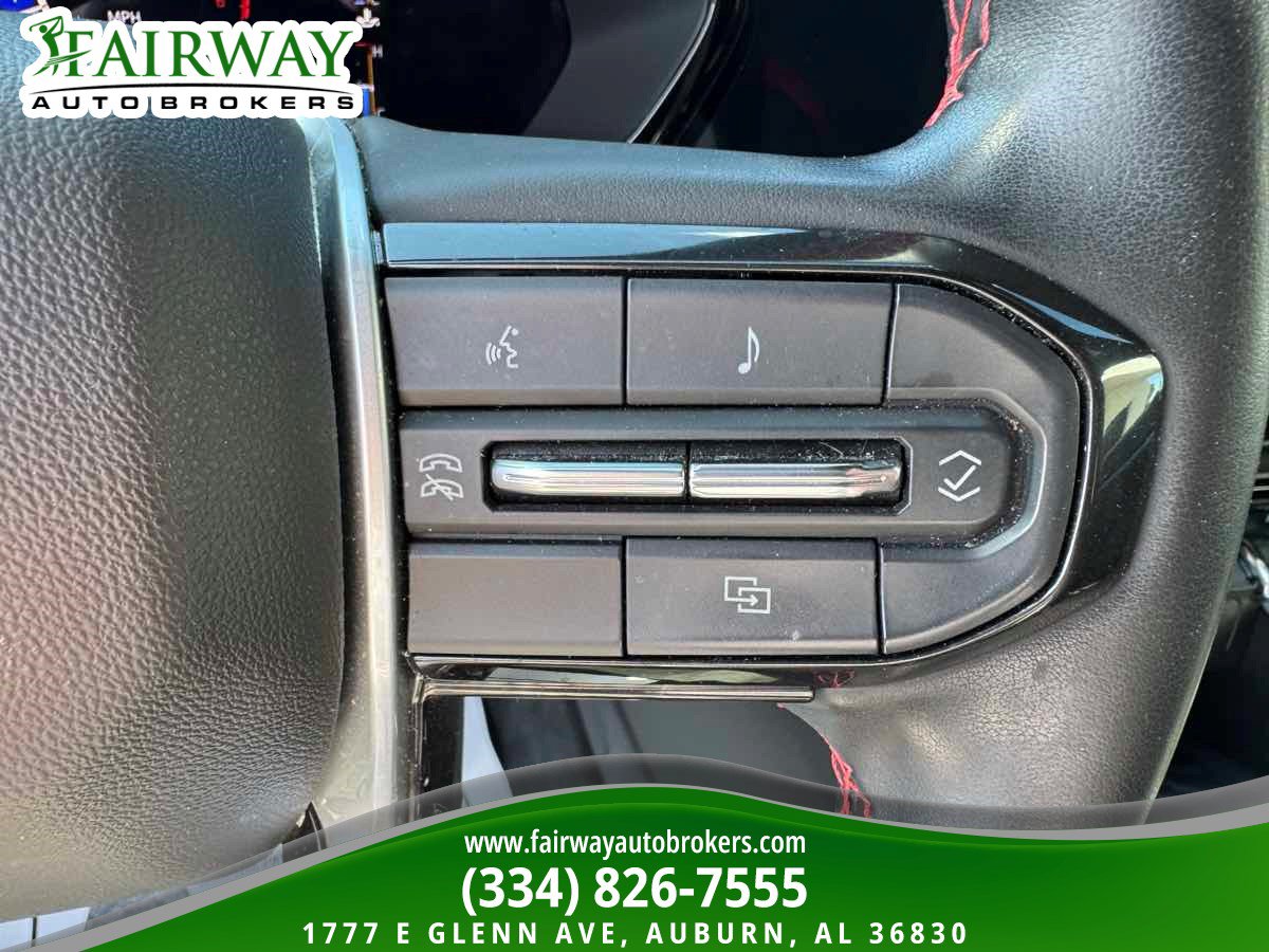 Used 2023 Chevrolet Colorado Z71 AWD/4WD image 17