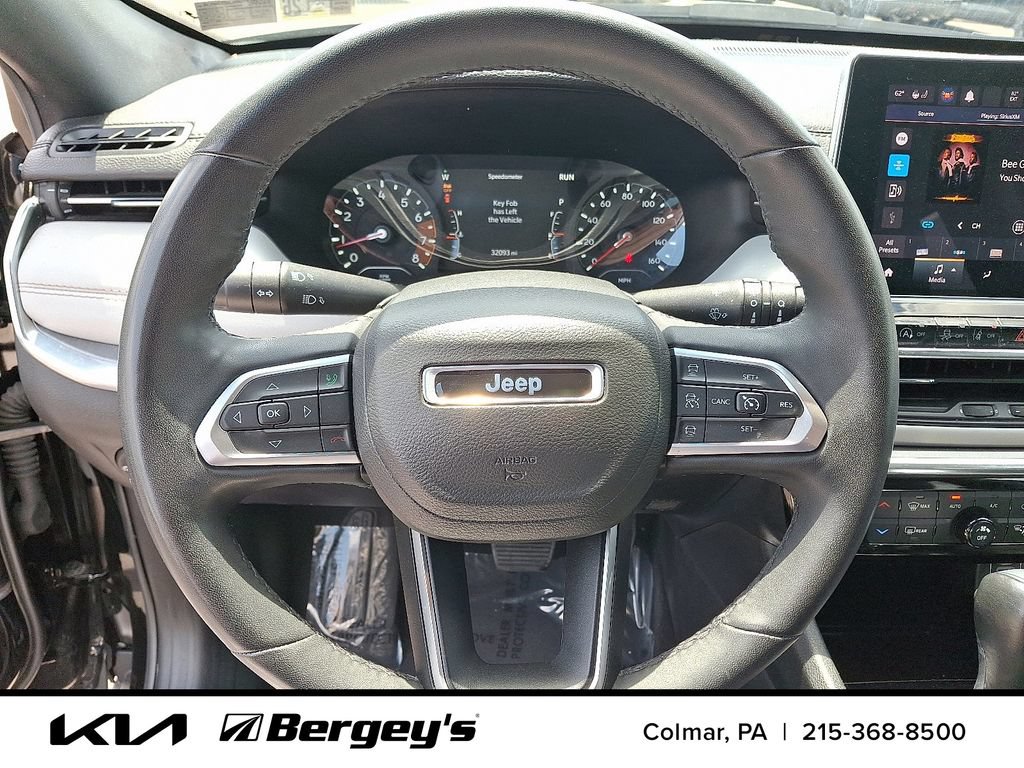 Used 2023 Jeep Compass Limited AWD/4WD image 20