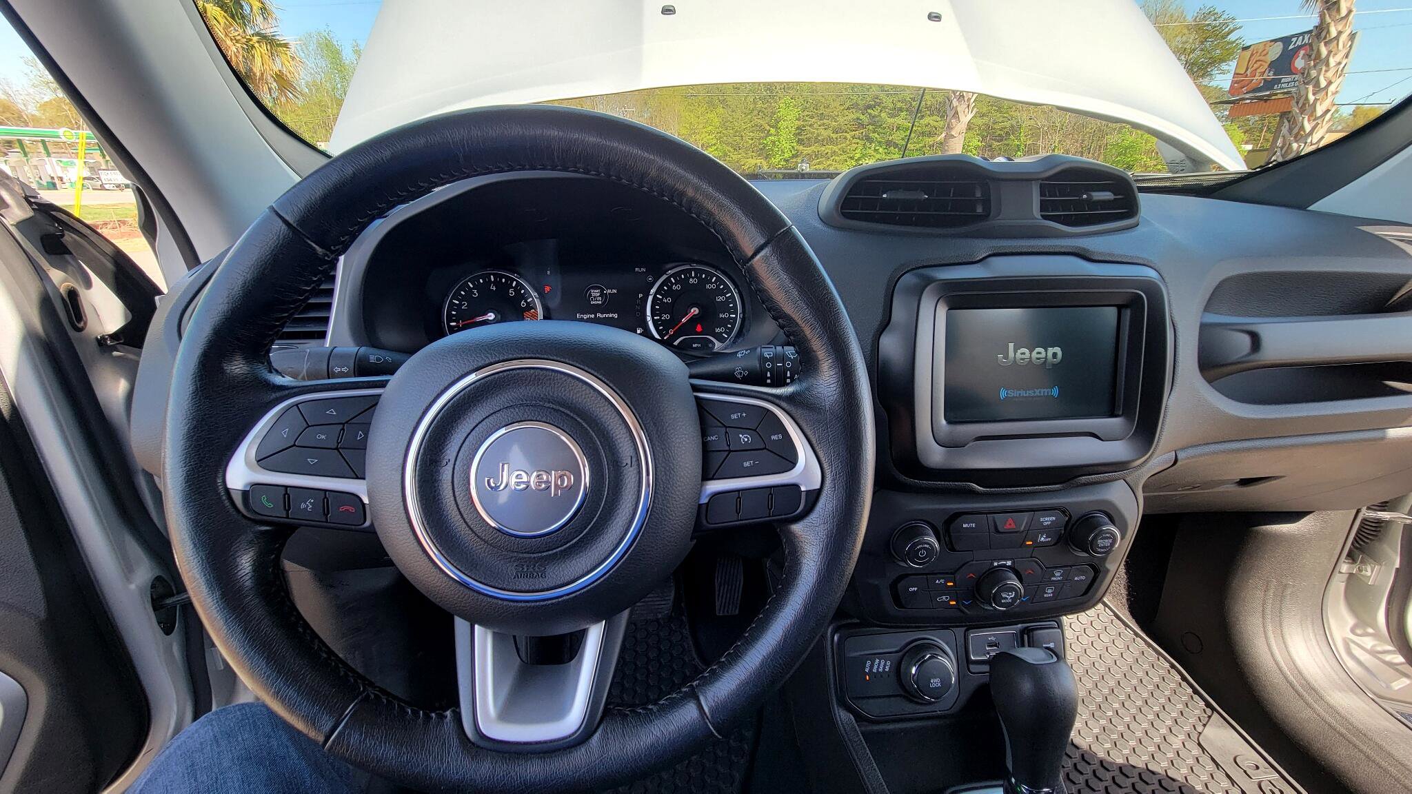 Used 2021 Jeep Renegade Latitude w/ Convenience Group image 26
