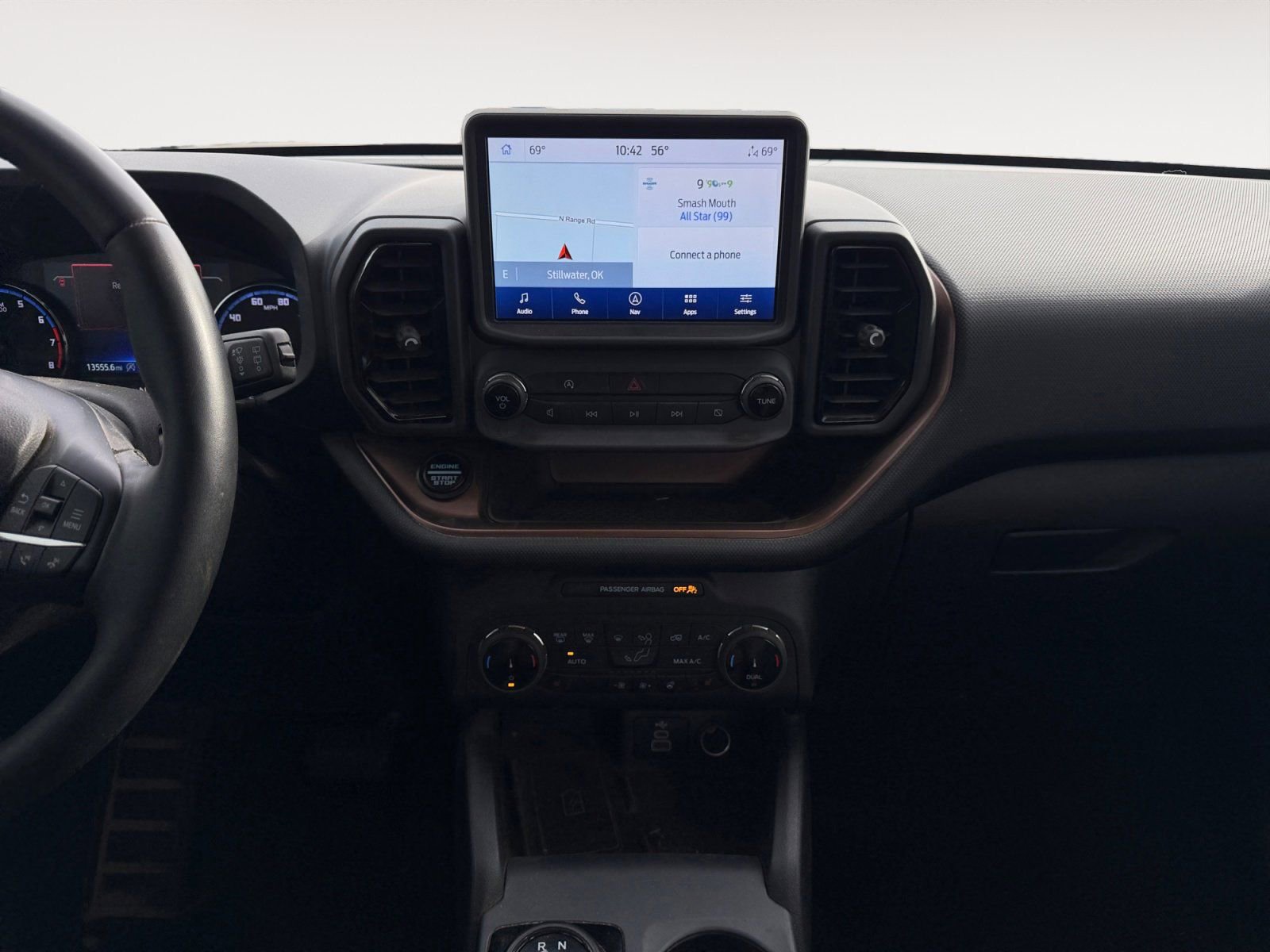 Used 2024 Ford Bronco Sport Outer Banks w/ Tech Package image 11