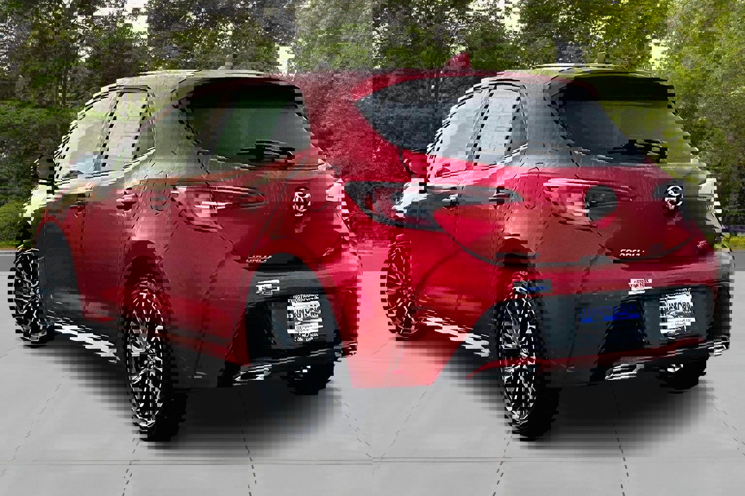 Used 2022 Toyota Corolla XSE image 4