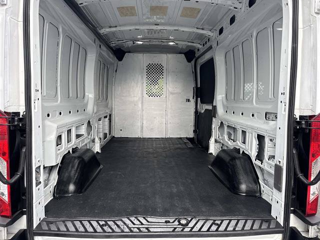 Used 2022 Ford Transit 250 Medium Roof w/ Load Area Protection Package RWD image 31