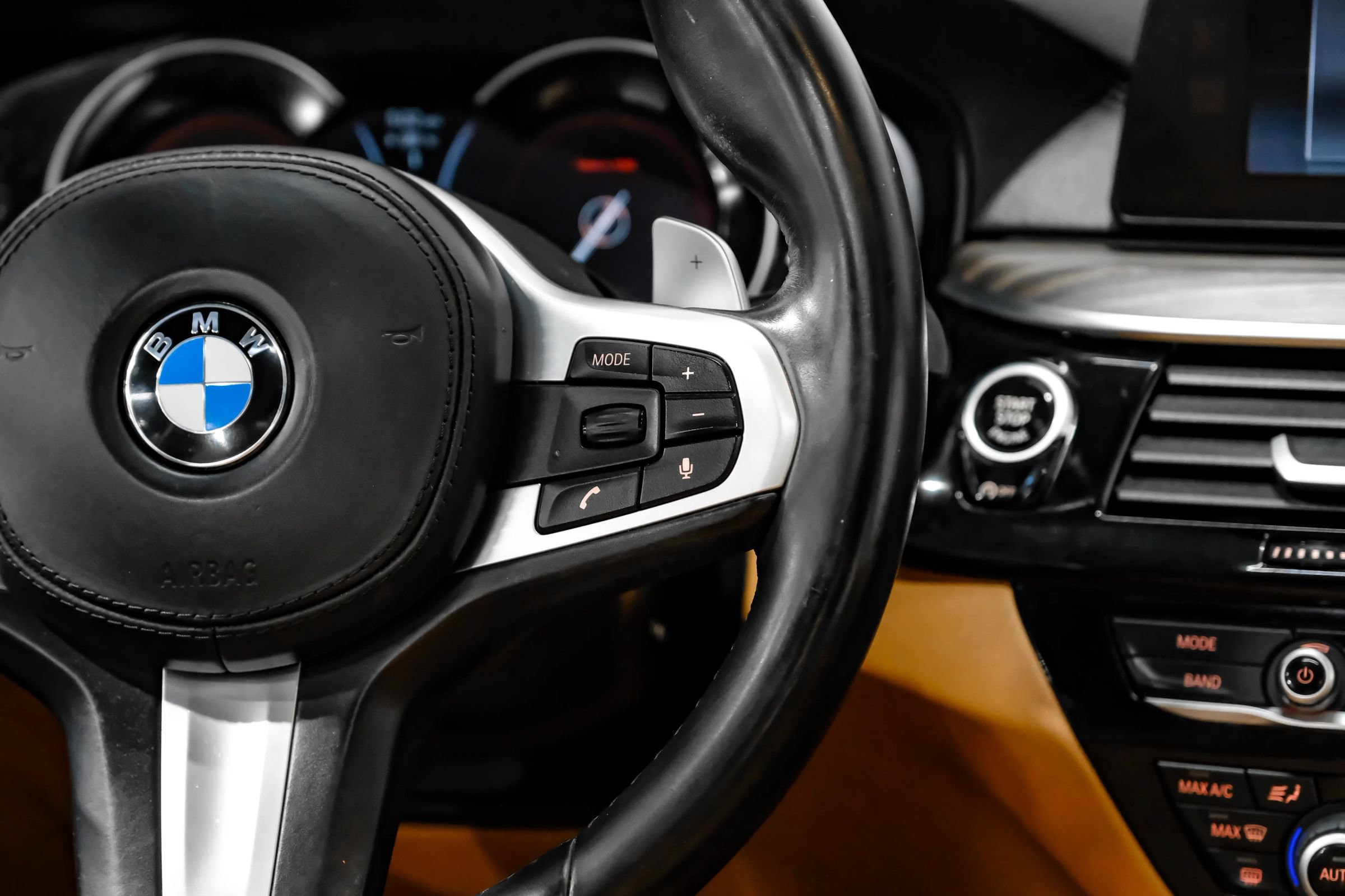 Used 2017 BMW 540i RWD image 19