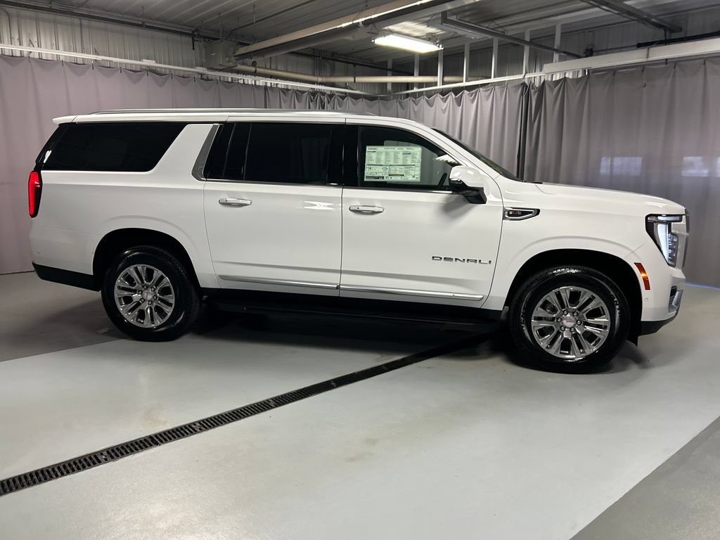 New 2026 GMC Yukon XL Denali w/ Advanced Technology Package AWD/4WD image 8