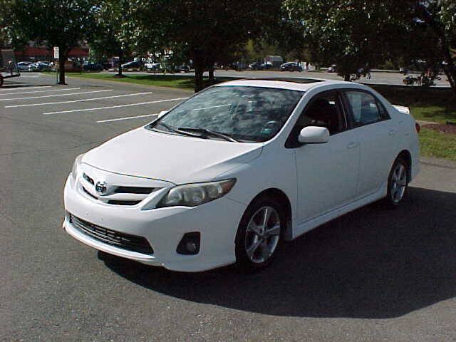 Used 2012 Toyota Corolla S FWD image 4