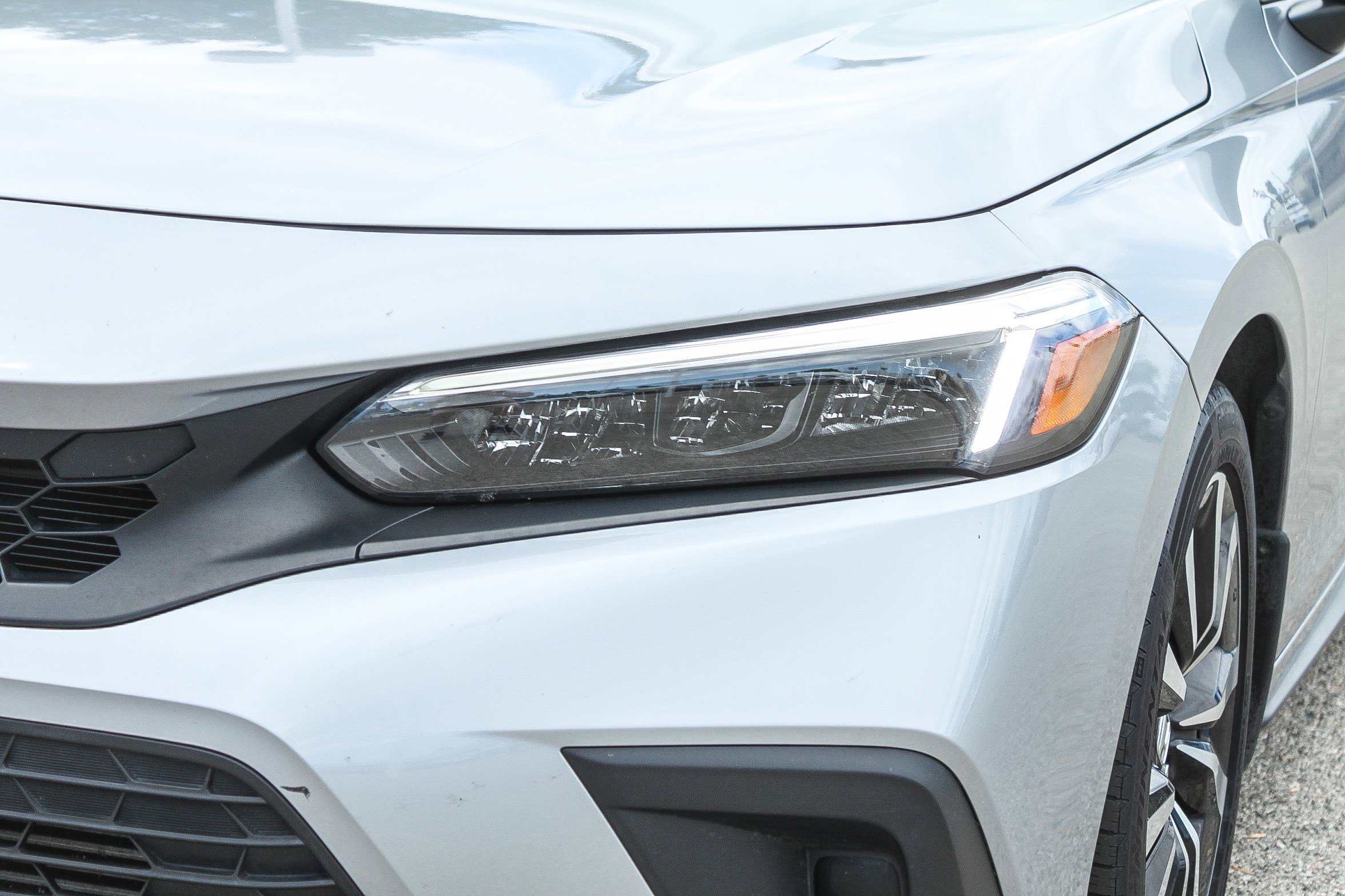 Used 2024 Honda Civic EX-L image 5