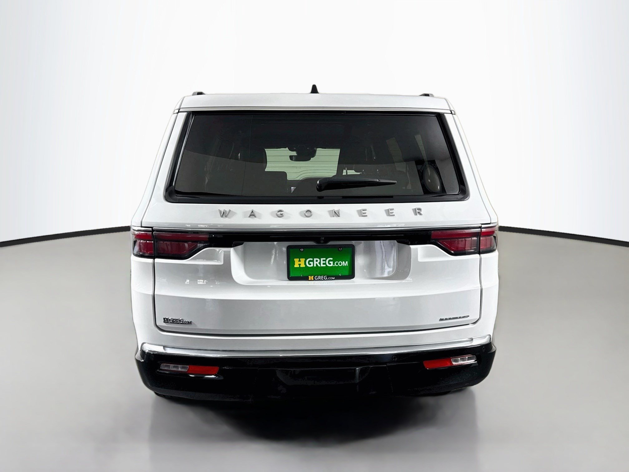 Used 2024 Jeep Wagoneer Series III AWD/4WD image 8