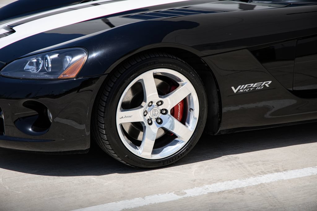 Used 2006 Dodge Viper SRT-10 RWD image 27