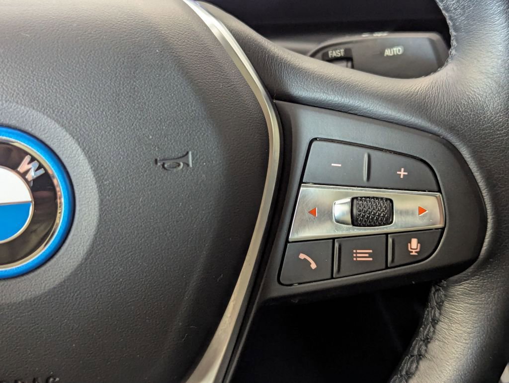 Used 2023 BMW i4 eDrive40 w/ Premium Package image 39