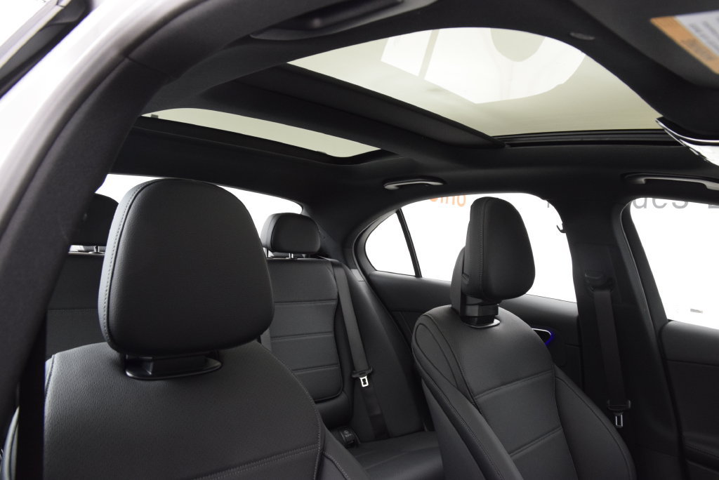 New 2026 Mercedes-Benz C 300 Sedan image 18