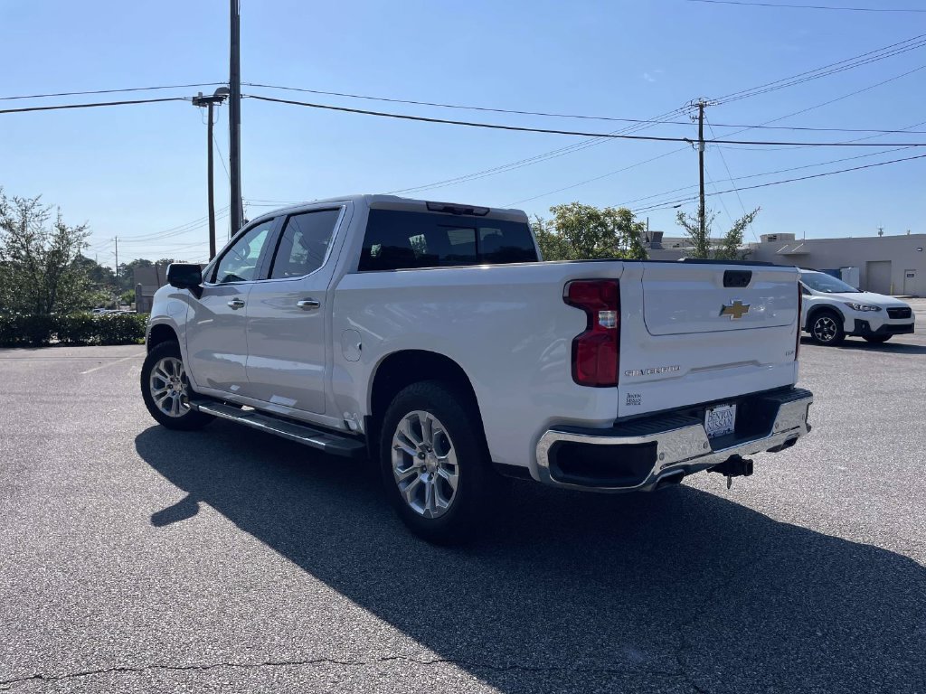 Used 2024 Chevrolet Silverado 1500 LTZ AWD/4WD image 5