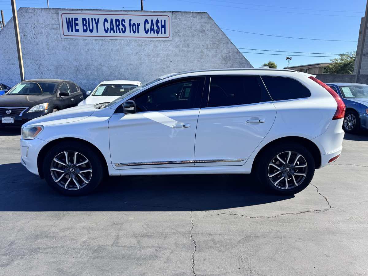Used 2017 Volvo XC60 T6 Dynamic w/ Climate Package AWD/4WD image 14