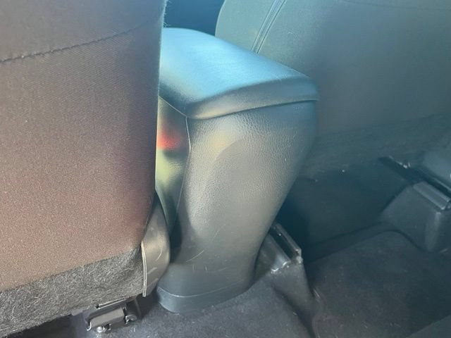 Used 2018 Toyota C-HR XLE FWD image 22