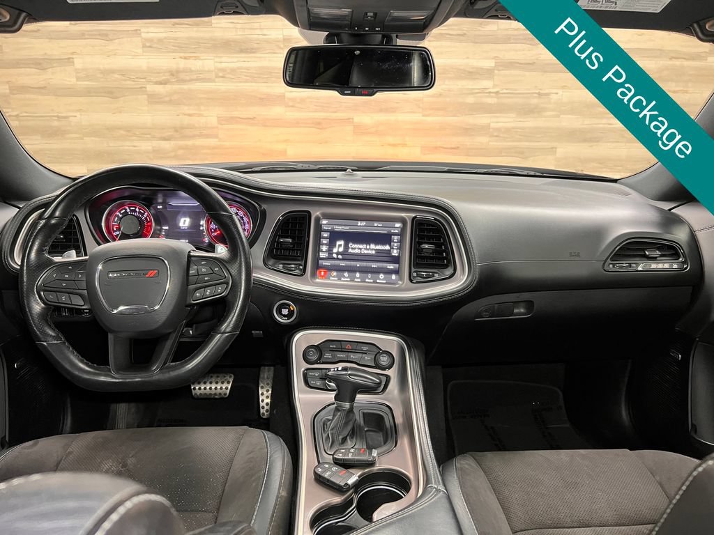 Used 2022 Dodge Challenger R/T Scat Pack RWD image 2