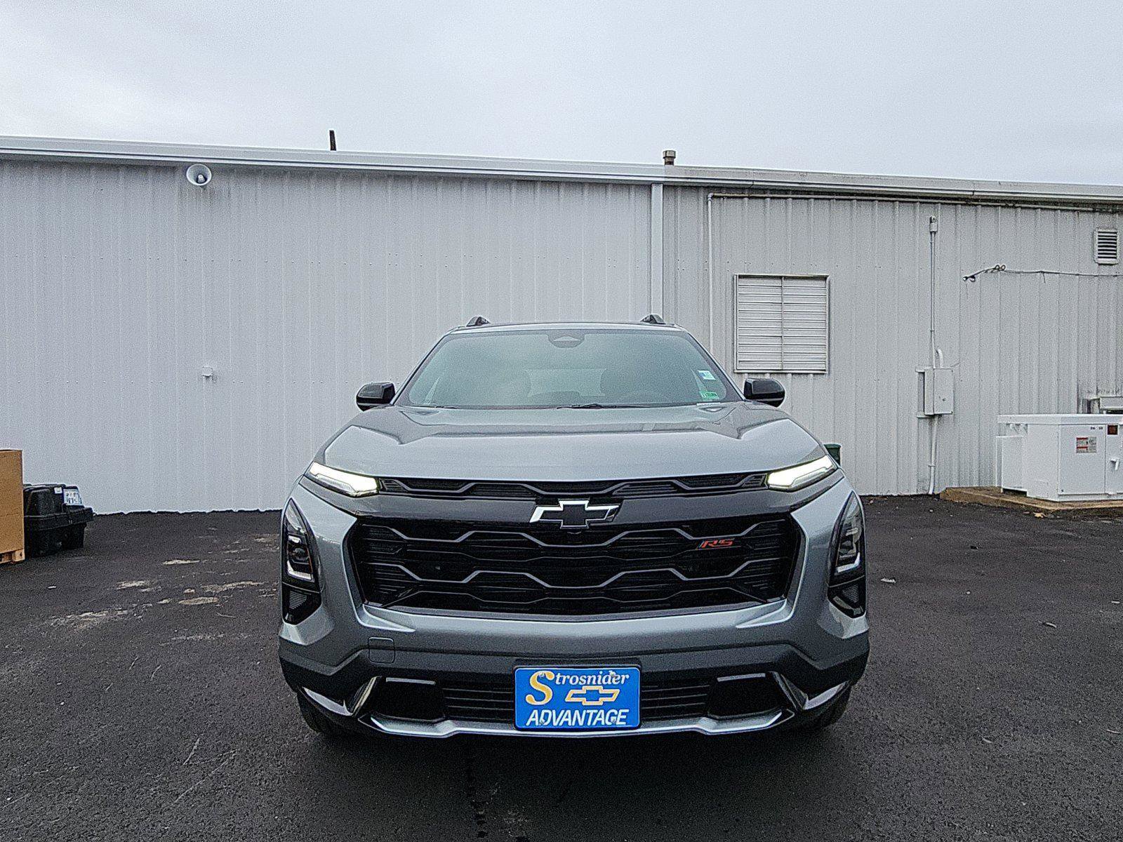 New 2026 Chevrolet Equinox RS image 8