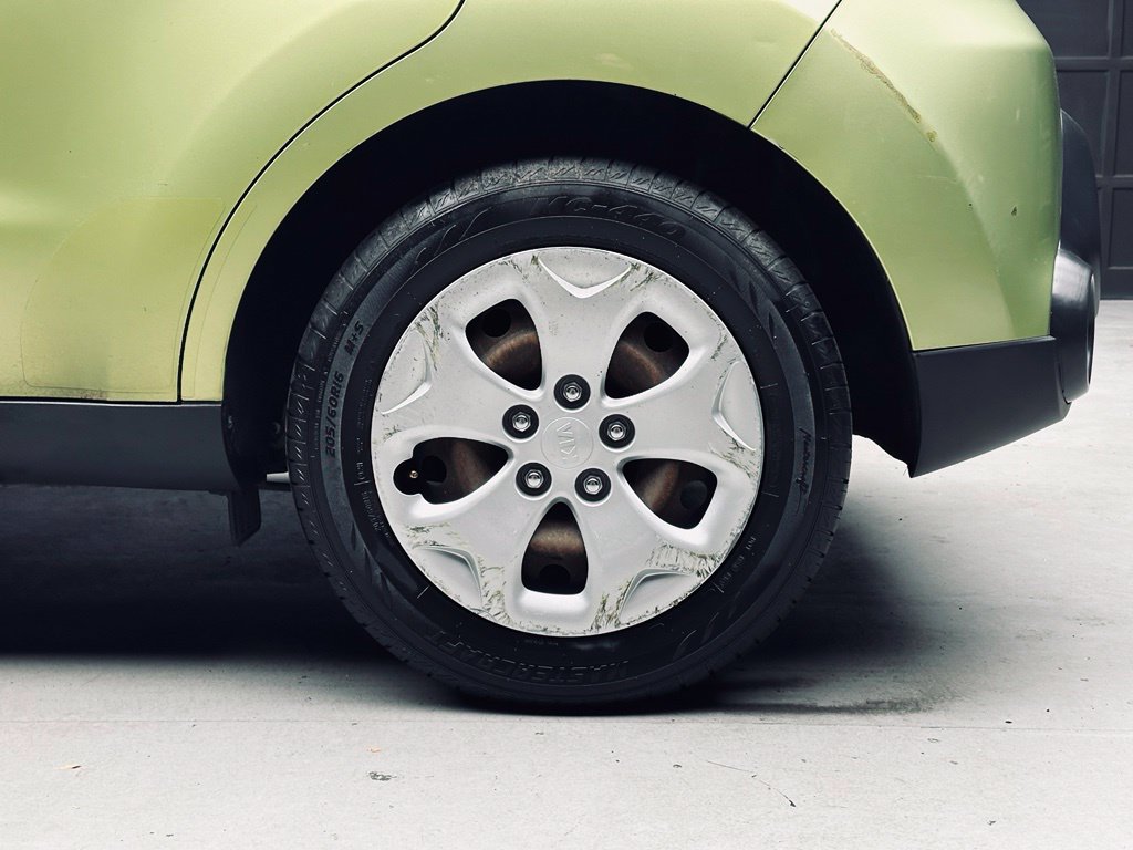 Used 2014 Kia Soul FWD image 36