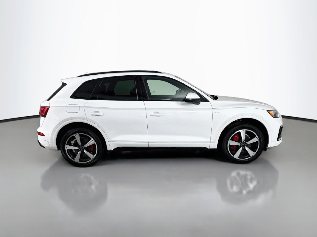 Used 2024 Audi Q5 2.0T Premium Plus w/ Premium Plus Package AWD/4WD image 8
