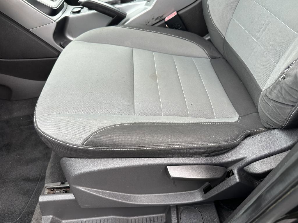 Used 2013 Ford Escape SE image 24