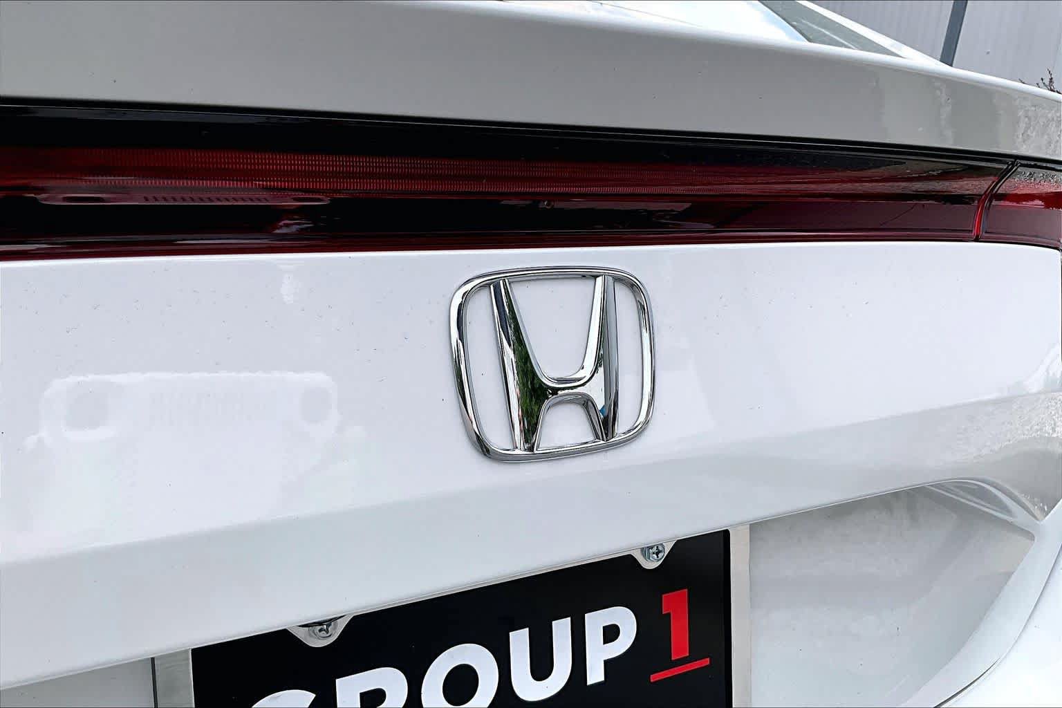Used 2024 Honda Civic EX-L image 30