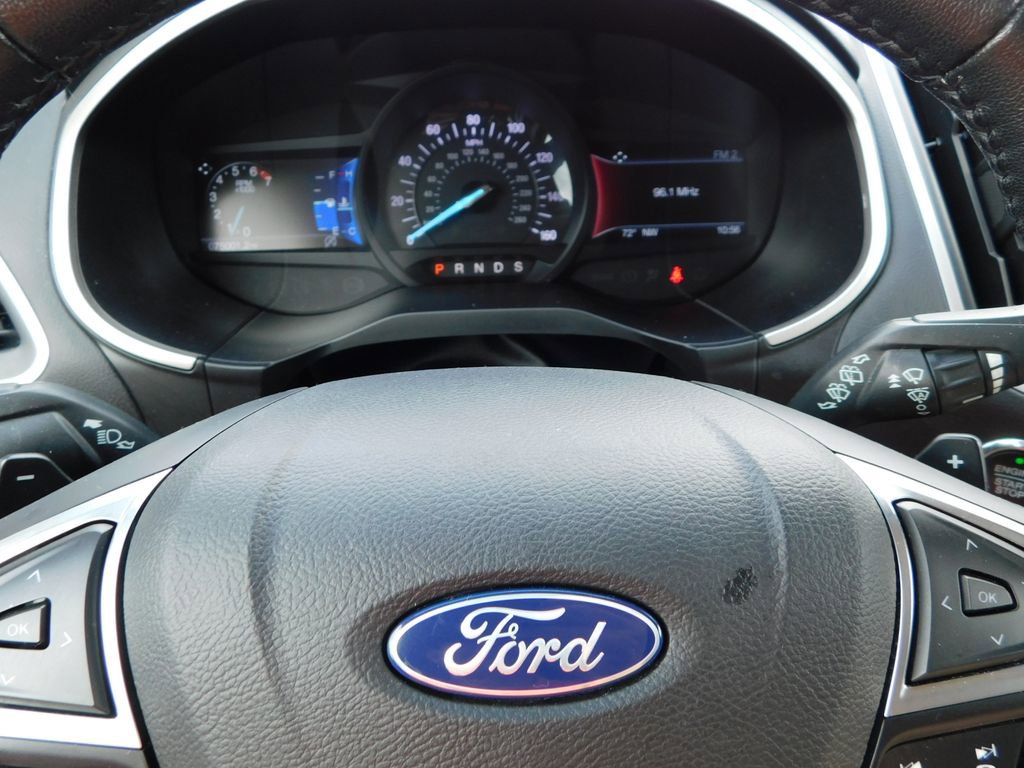 Used 2019 Ford Edge SEL w/ Equipment Group 201A image 32