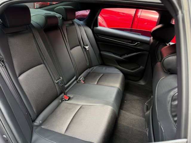 Used 2018 Honda Accord Sport image 26