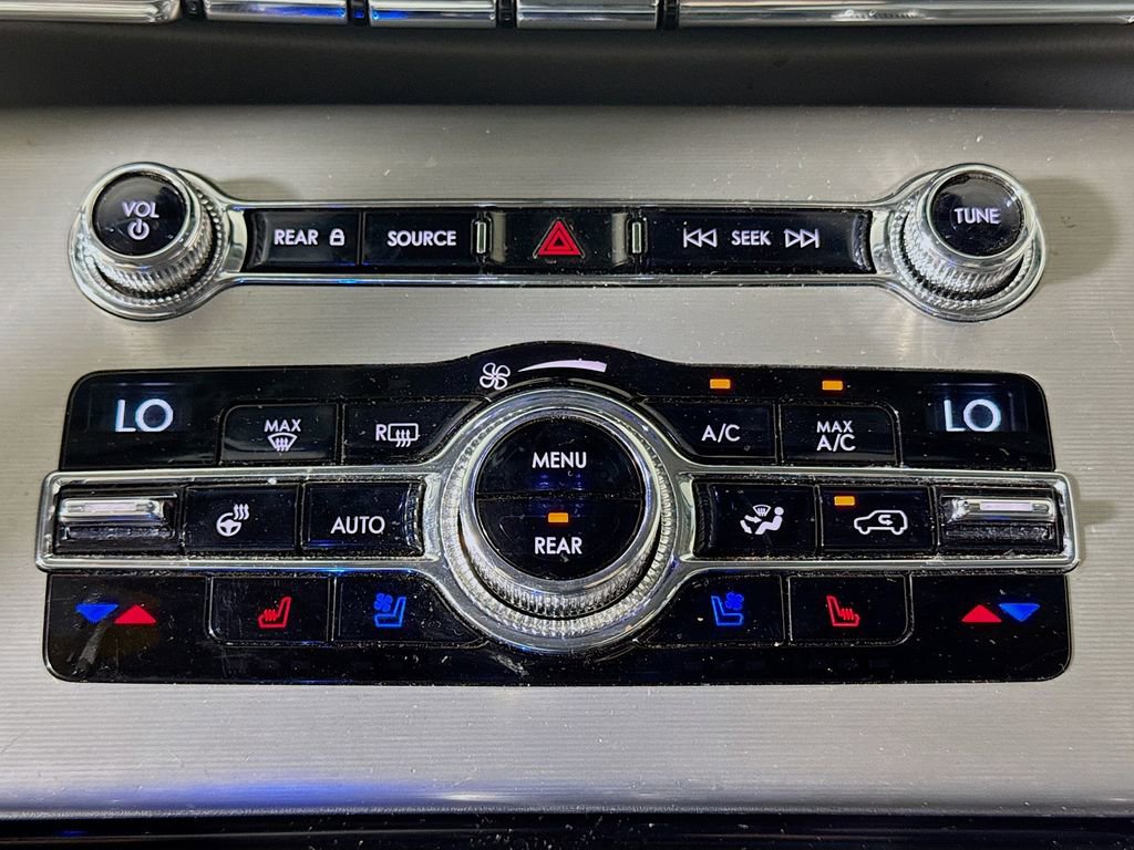 Used 2020 Lincoln Aviator Reserve w/ Equipment Group 201A image 14