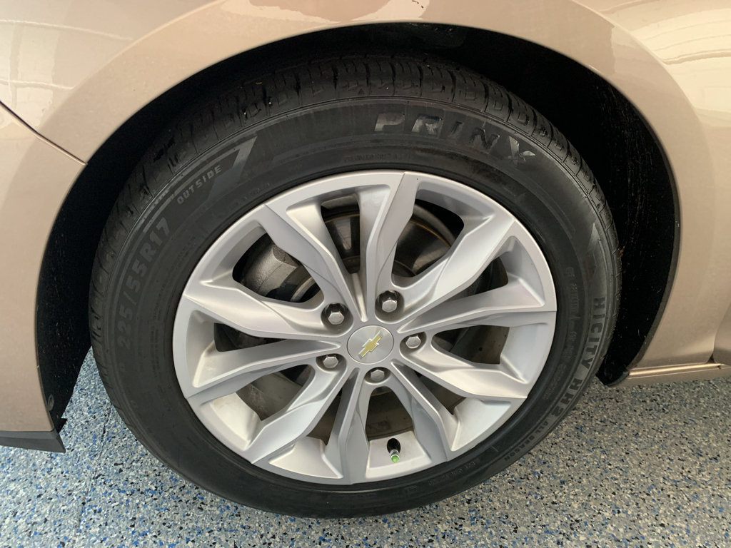 Used 2019 Chevrolet Malibu LT FWD image 30