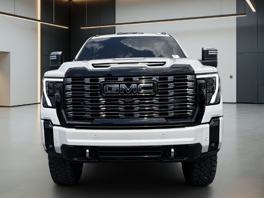 Certified 2025 GMC Sierra 2500 Denali Ultimate AWD/4WD image 10