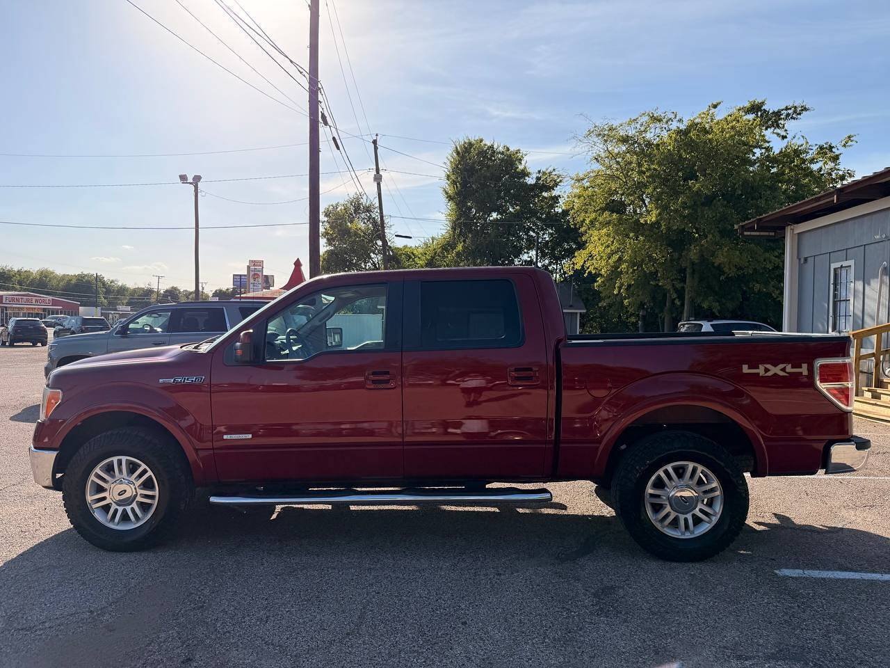Used 2014 Ford F150 Lariat w/ Equipment Group 501A Mid AWD/4WD image 9