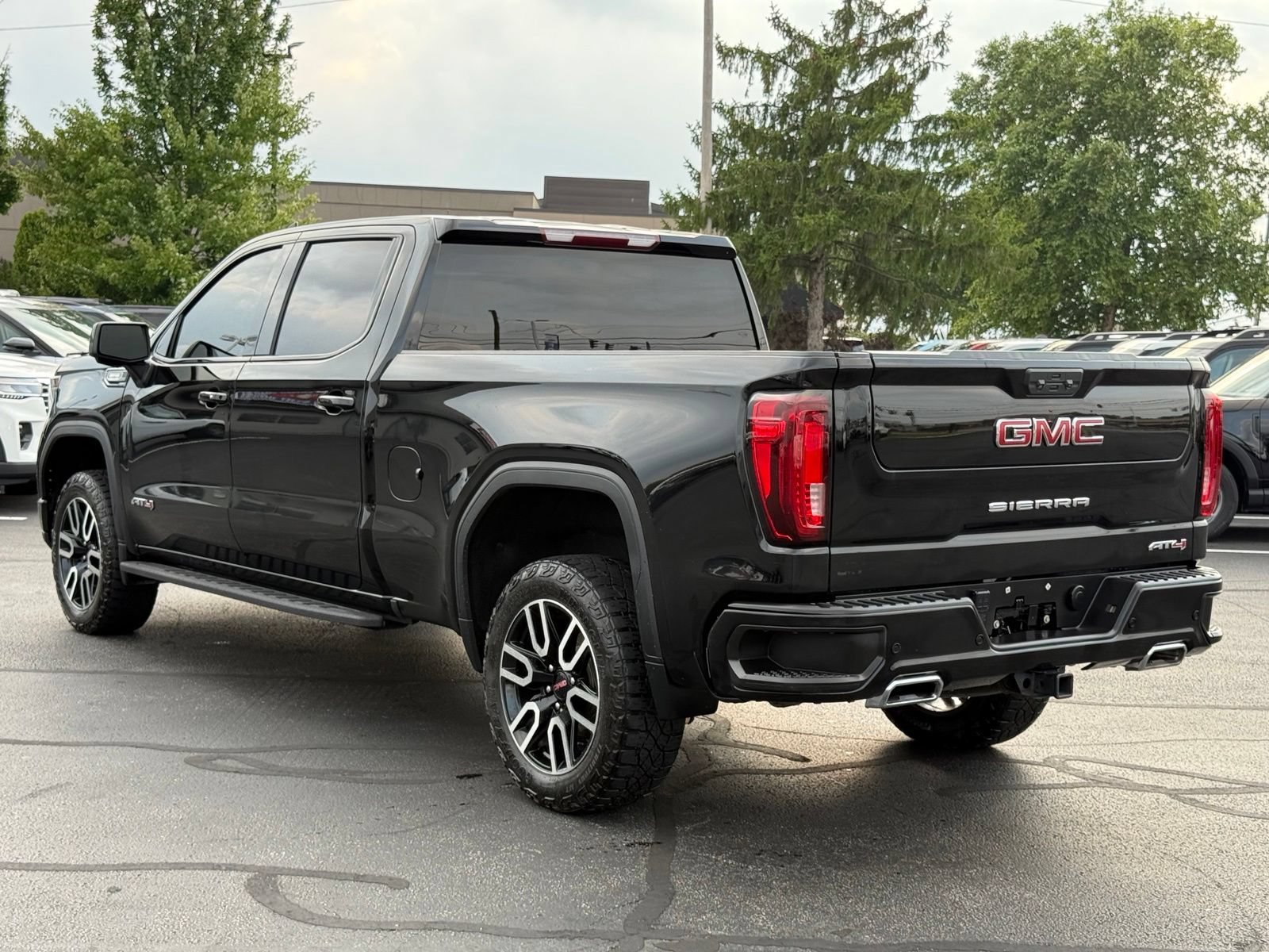 Used 2023 GMC Sierra 1500 AT4 AWD/4WD image 6