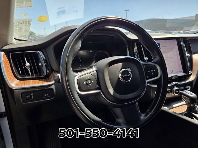 Used 2021 Volvo XC60 T5 Momentum w/ Protection Package Premier AWD/4WD image 9
