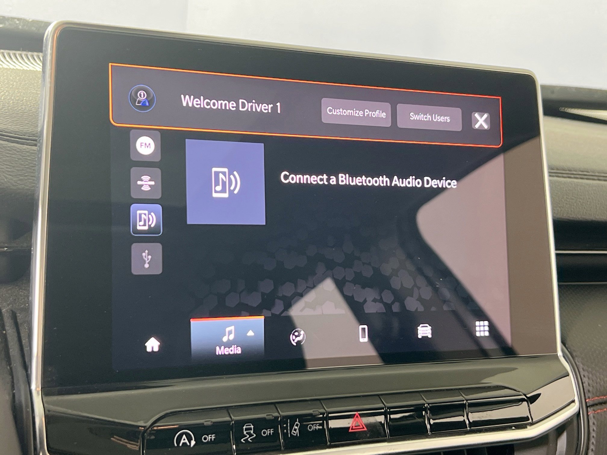 Used 2022 Jeep Compass Trailhawk w/ Sun and Sound Group image 14