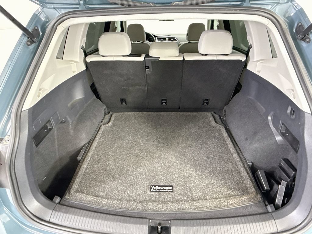 Used 2020 Volkswagen Tiguan SE AWD/4WD image 26