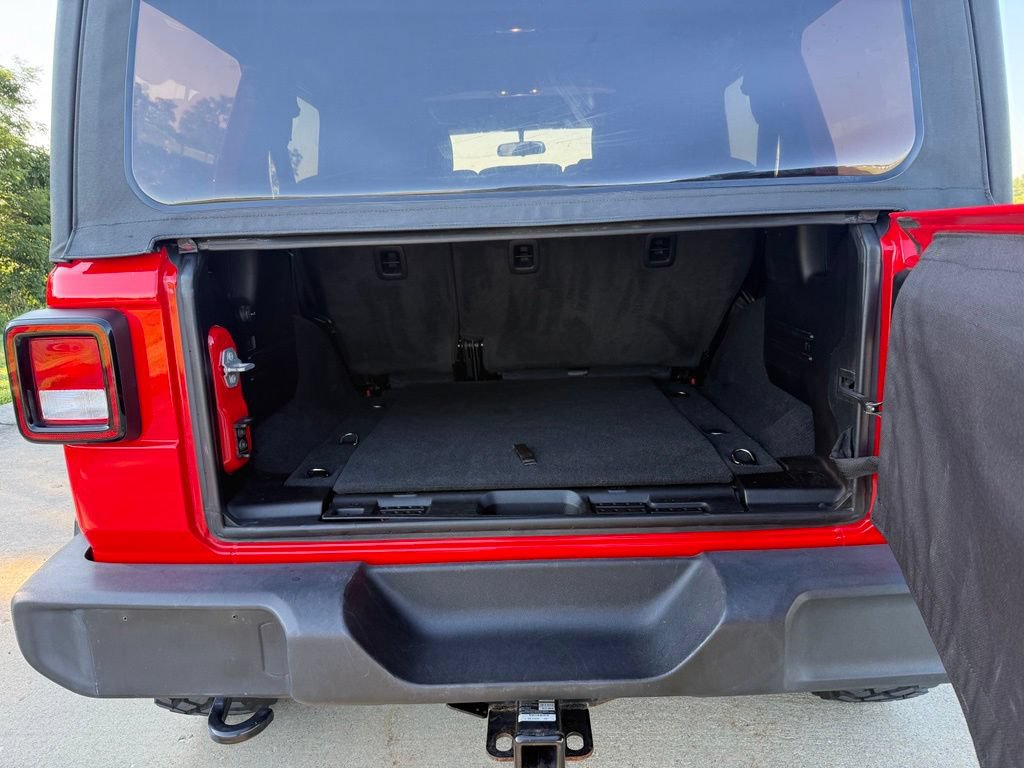 Used 2021 Jeep Wrangler Unlimited Sport AWD/4WD image 7