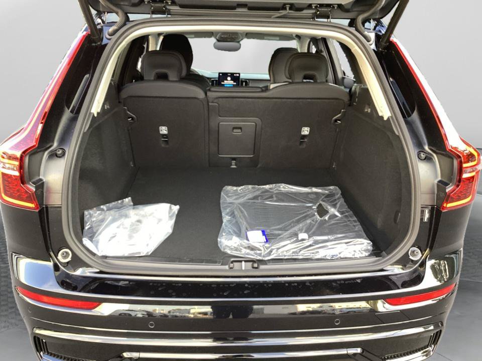 New 2027 Volvo XC60 B5 Core AWD/4WD image 15