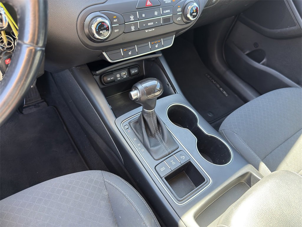 Used 2017 Kia Sorento LX w/ LX Convenience Package image 27