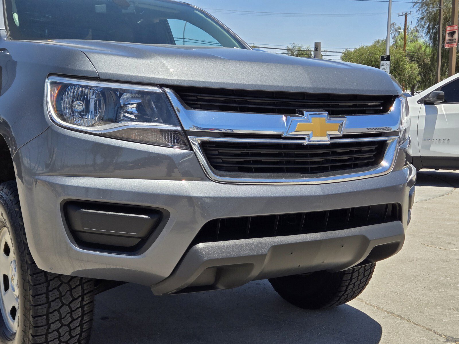 Used 2019 Chevrolet Colorado W/T RWD image 4
