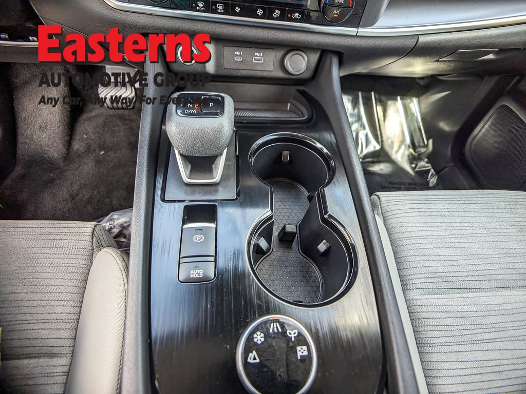 Used 2023 Nissan Rogue SV AWD/4WD image 26