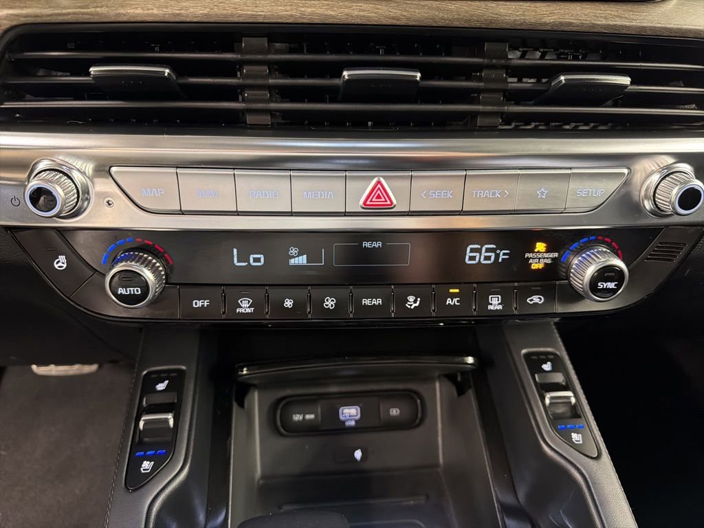 Used 2020 Kia Telluride SX w/ SX Prestige Package AWD/4WD image 15