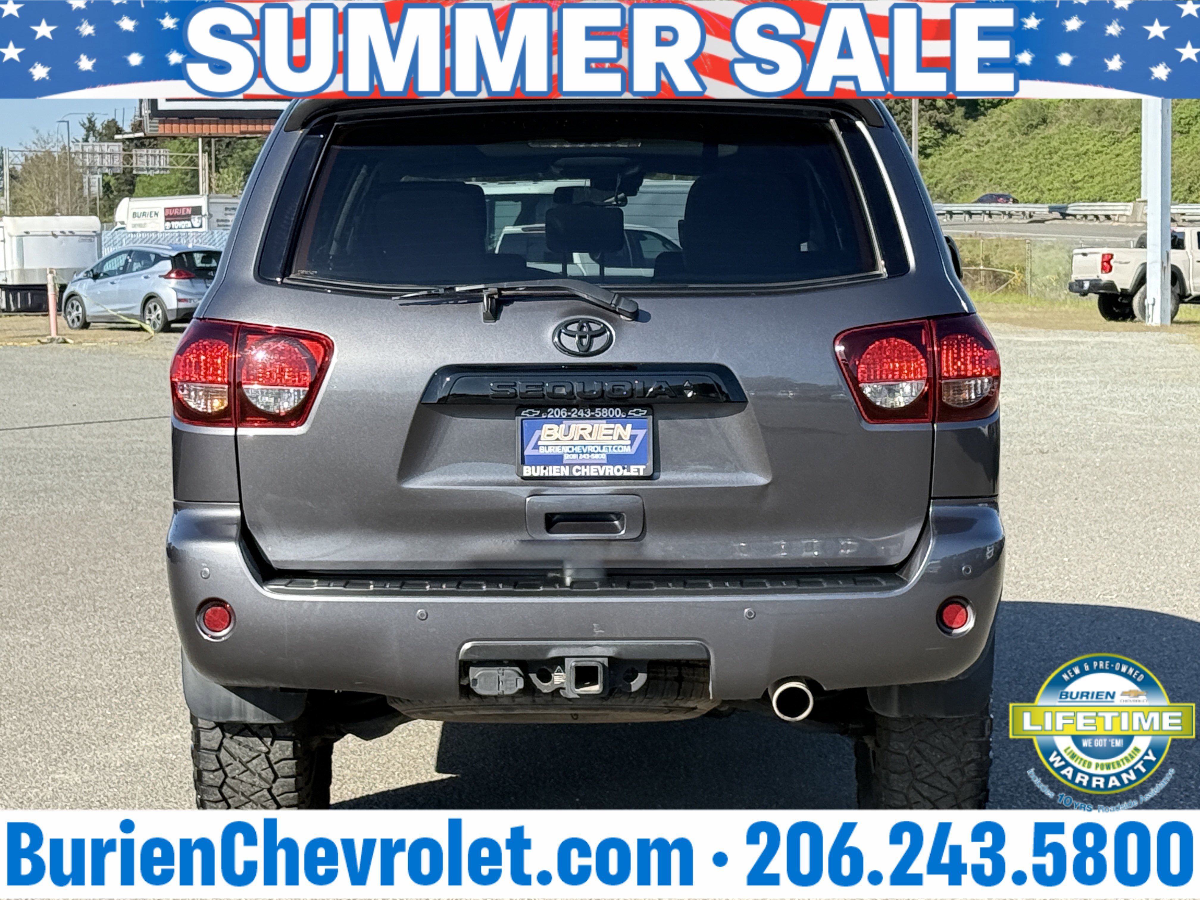Used 2022 Toyota Sequoia TRD Sport AWD/4WD image 4