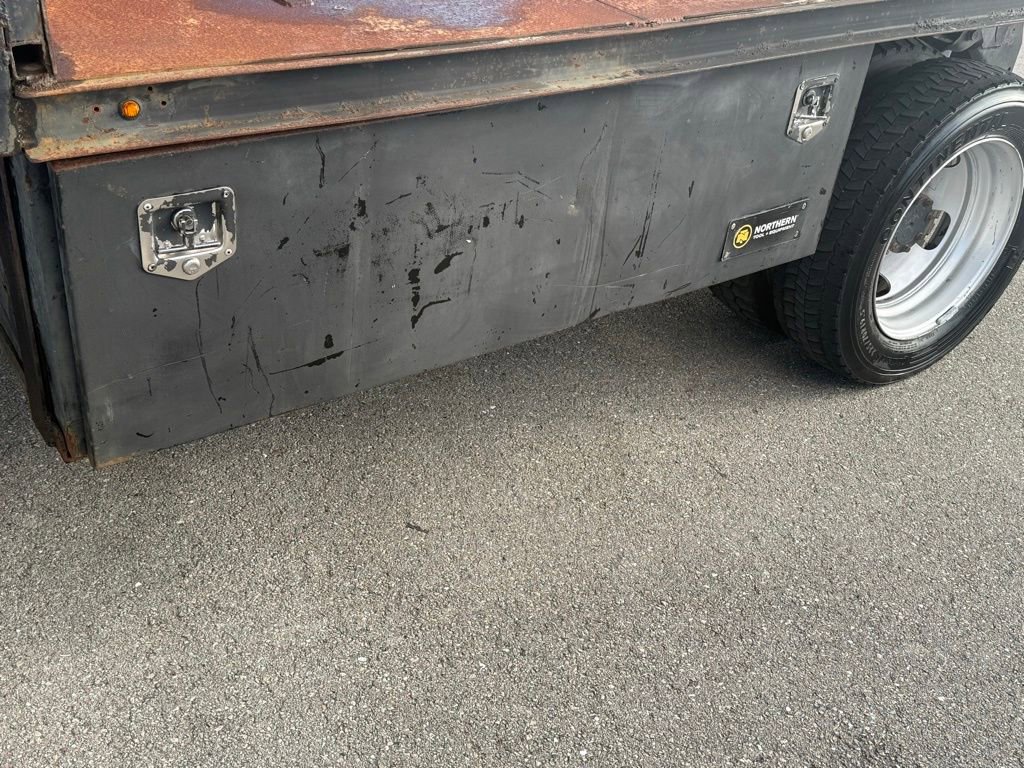 Used 2017 RAM 5500 Tradesman w/ Chrome Appearance Group image 31