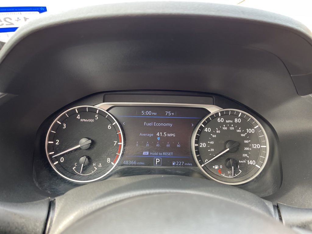 Used 2024 Nissan Altima 2.5 SV FWD image 25