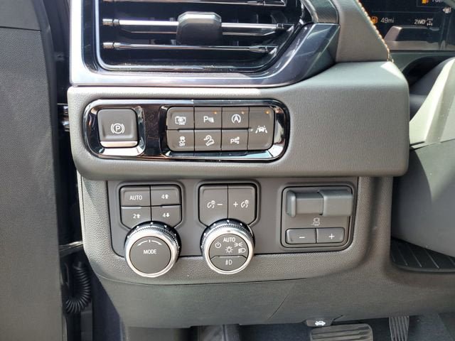 New 2026 GMC Yukon AT4 AWD/4WD image 29