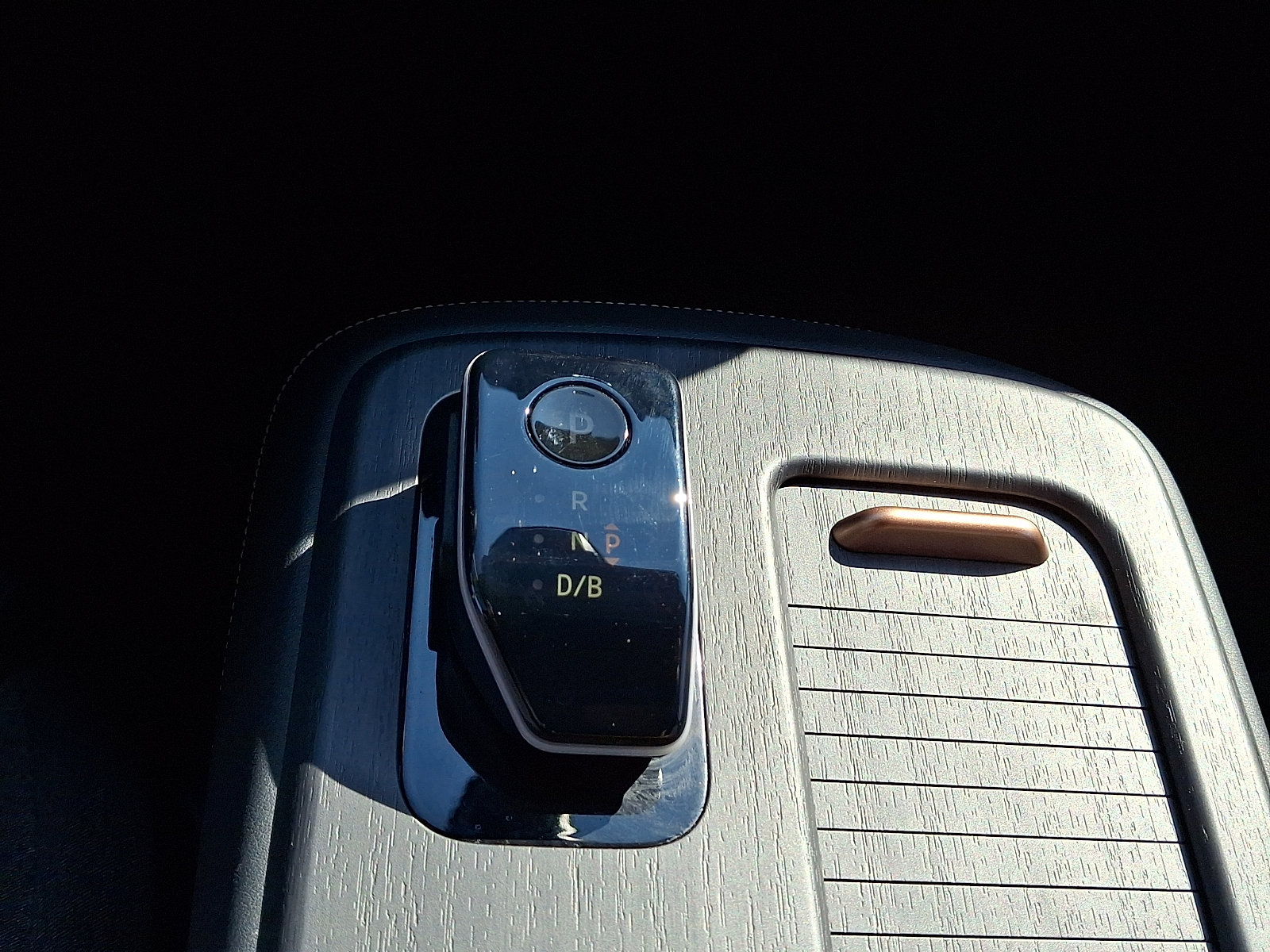 Used 2023 Nissan Ariya FWD image 14