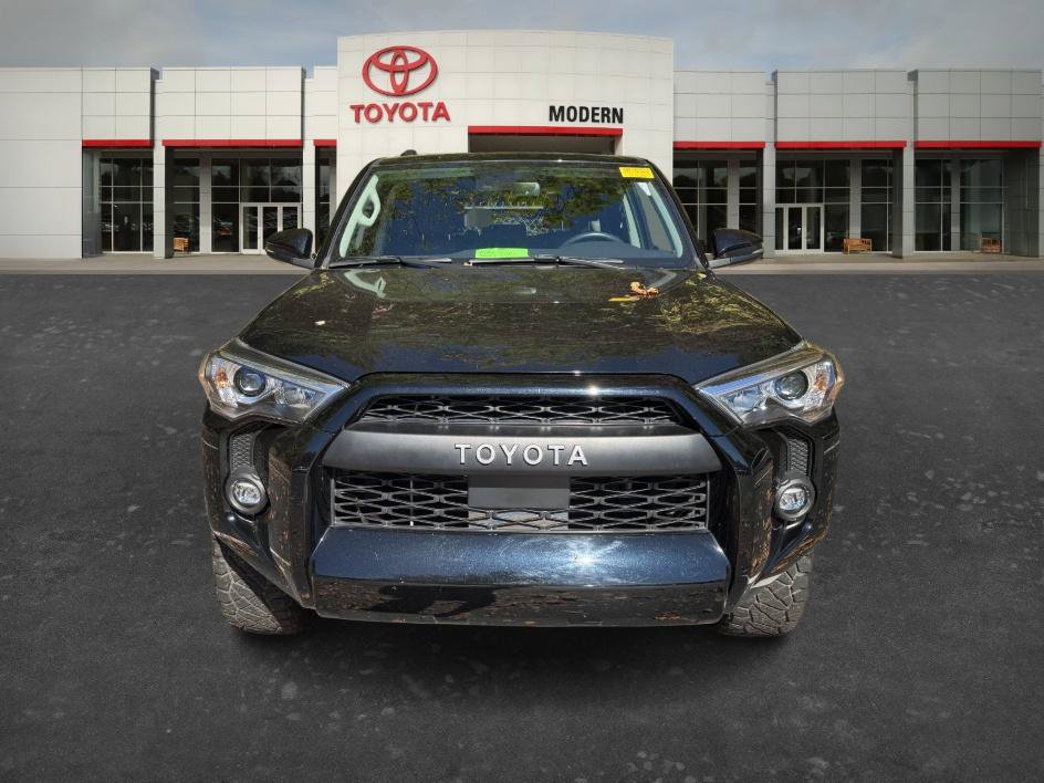 Used 2024 Toyota 4Runner SR5 Premium w/ Moonroof Package AWD/4WD image 2