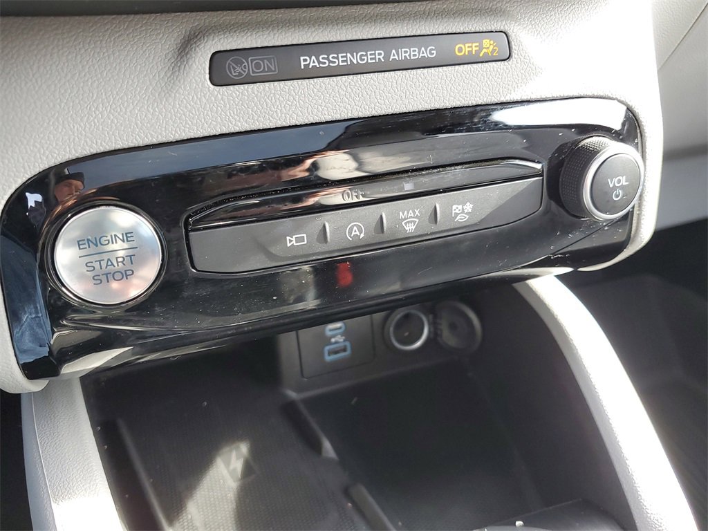 Used 2023 Ford Escape Active w/ Tech Pack #2 image 18