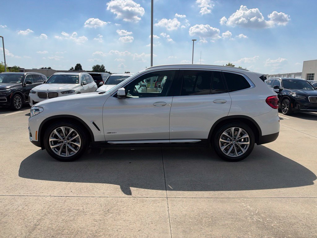 Used 2018 BMW X3 xDrive30i AWD/4WD image 2