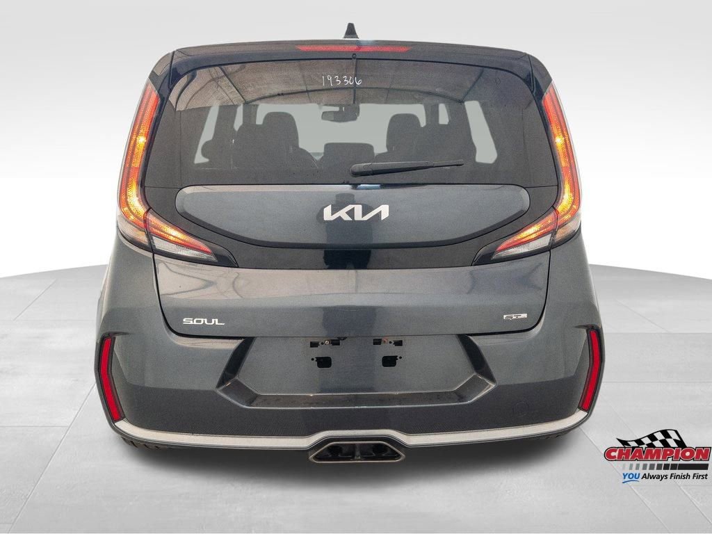 Used 2023 Kia Soul GT-Line image 8