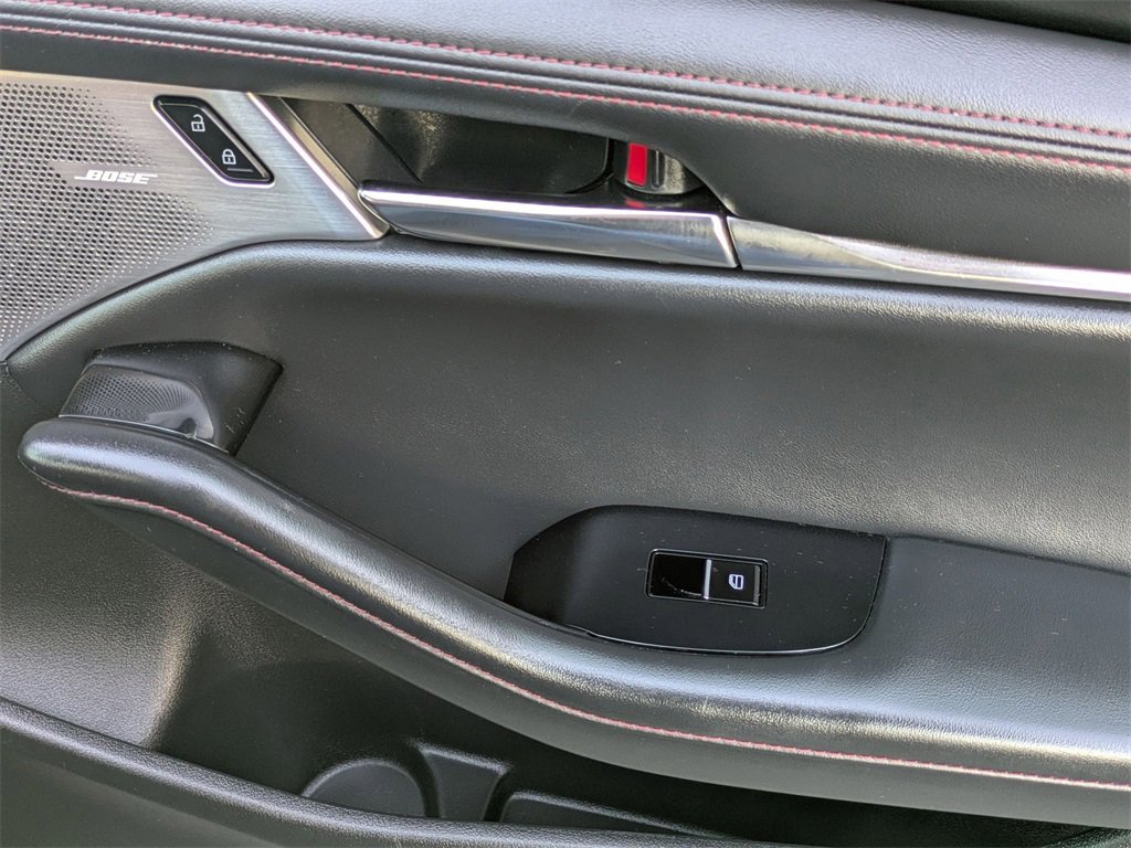 Used 2023 MAZDA MAZDA3 s image 33